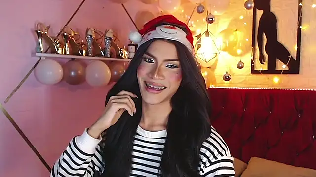 agatha rodriguez online show from 12-14-25, 07:40