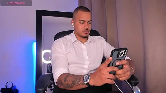 AshtonnSummer online show from 03-20-25, 11:23