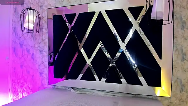 adara evanss online show from 11-10-25, 08:19