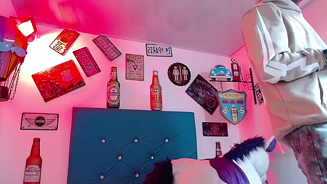 Snapshot of lili_roussi chatting on 11-12-25, 12:55 lili roussi online show from 11-12-25, 12:55