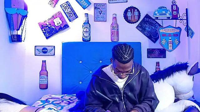 Snapshot of lili_roussi chatting on 11-19-25, 11:16 lili roussi online show from 11-19-25, 11:16