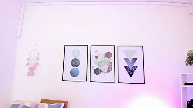 dullce77 online show from 09-12-25, 07:25