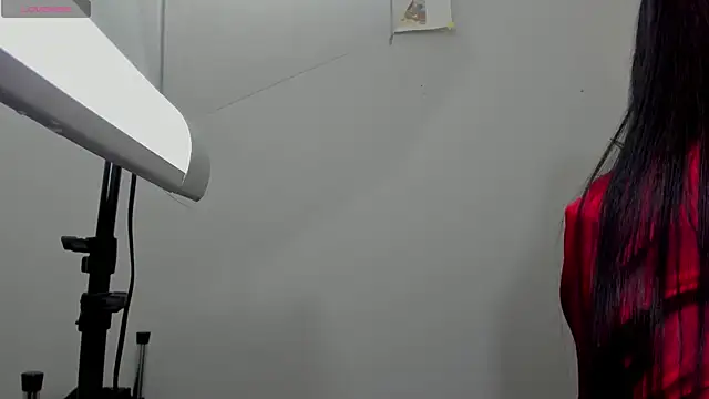 sarah temptation online show from 04-15-26, 09:48