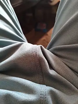 Snapshot of Mr_skywalker chatting on 11-20-25, 08:58 Mr skywalker online show from 11-20-25, 08:58