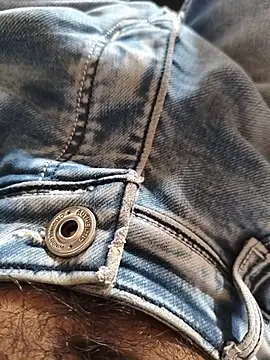 Snapshot of Mr_skywalker chatting on 11-21-25, 08:13 Mr skywalker online show from 11-21-25, 08:13