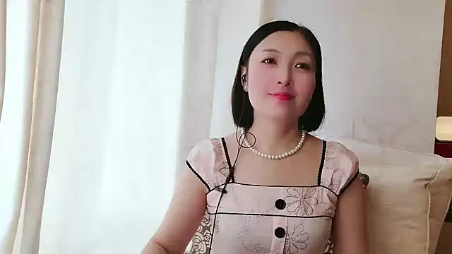 Snapshot of Rachel-6600 chatting on 10-04-25, 01:47 Rachel-6600 online show from 10-04-25, 01:47