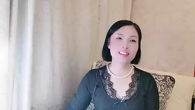 Snapshot of Rachel-6600 chatting on 11-12-25, 03:56 Rachel-6600 online show from 11-12-25, 03:56