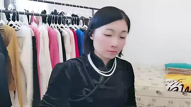 Snapshot of Rachel-6600 chatting on 12-18-25, 03:12 Rachel-6600 online show from 12-18-25, 03:12