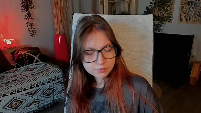 Snapshot of MemoryCadence chatting on 09-24-25, 03:37 MemoryCadence online show from 09-24-25, 03:37