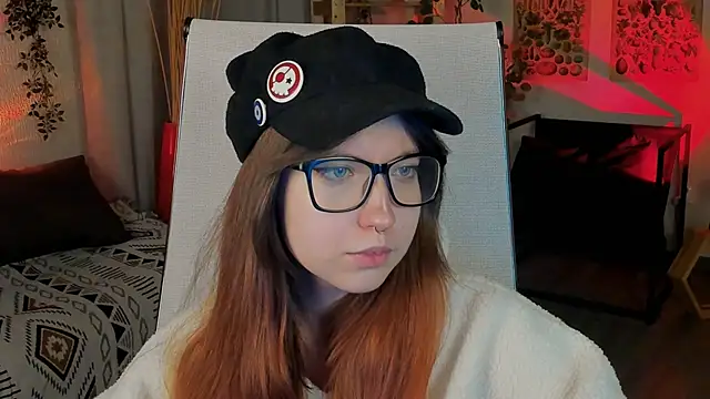 Snapshot of MemoryCadence chatting on 10-05-25, 04:27 MemoryCadence online show from 10-05-25, 04:27