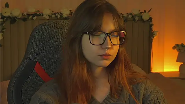 Snapshot of MemoryCadence chatting on 10-08-25, 03:20 MemoryCadence online show from 10-08-25, 03:20