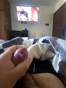 Snapshot of Hellovercat91 chatting on 04-12-26, 12:43 Hellovercat91 online show from 04-12-26, 12:43