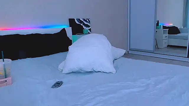 DIANAxxxDIAMOND online show from 09-17-25, 07:32