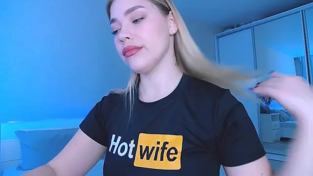 DIANAxxxDIAMOND online show from 10-13-25, 08:03