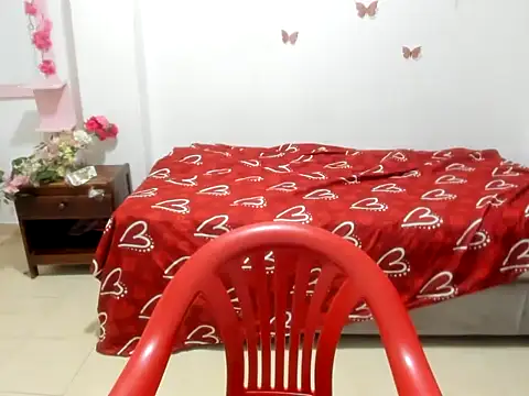 Snapshot of natasha_hot11 chatting on 05-13-26, 11:33 natasha hot11 online show from 05-13-26, 11:33