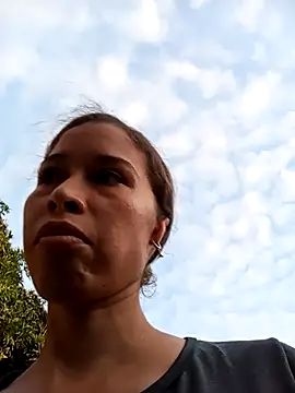 Snapshot of Sexi_girl29 chatting on 12-04-25, 09:45 Sexi girl29 online show from 12-04-25, 09:45