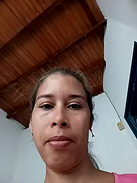 Snapshot of Sexi_girl29 chatting on 01-11-26, 01:38 Sexi girl29 online show from 01-11-26, 01:38