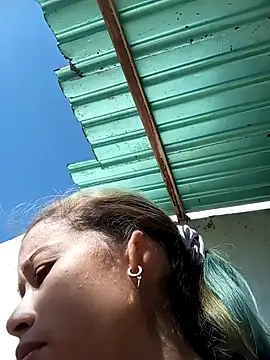 Snapshot of Sexi_girl29 chatting on 02-06-26, 01:25 Sexi girl29 online show from 02-06-26, 01:25