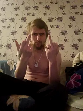 Snapshot of ThePython666 chatting on 10-04-25, 08:51 ThePython666 online show from 10-04-25, 08:51