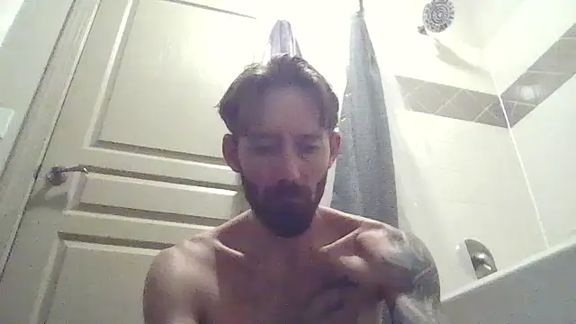 Snapshot of whowantsacreampie chatting on 11-26-25, 02:40 whowantsacreampie online show from 11-26-25, 02:40