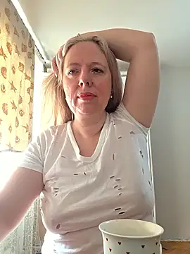 Irina3718 online show from 03-28-26, 07:30