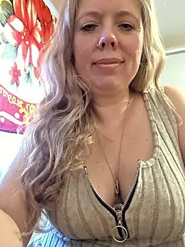 Irina3718 online show from 05-15-26, 02:13