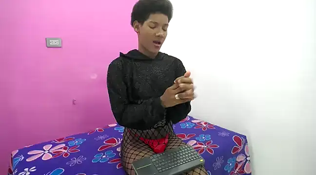 Snapshot of Kittenx18 chatting on 03-12-25, 07:35 Kittenx18 online show from 03-12-25, 07:35