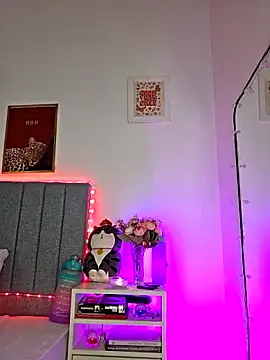 Snapshot of PaulaMarin chatting on 03-18-26, 11:30 PaulaMarin online show from 03-18-26, 11:30