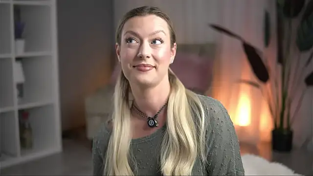 AnnastasiaMills online show from 07-13-26, 08:22