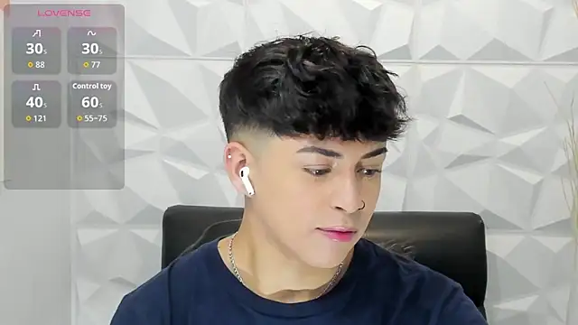 Snapshot of Sam_Daves chatting on 02-04-26, 12:44 Sam Daves online show from 02-04-26, 12:44