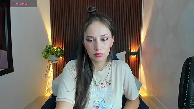 sophia martinezz  online show from 03-14-25, 12:18