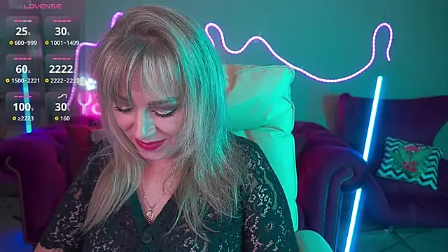 CandyLadyyy online show from 11-06-25, 09:59