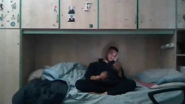 Snapshot of Francescodicristina44 chatting on 05-03-26, 02:01 Francescodicristina44 online show from 05-03-26, 02:01