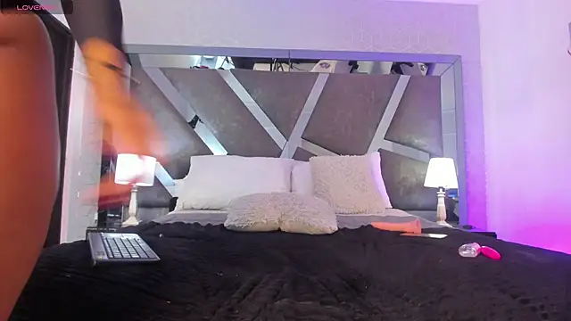 Daia Ortiz online show from 03-23-25, 05:10