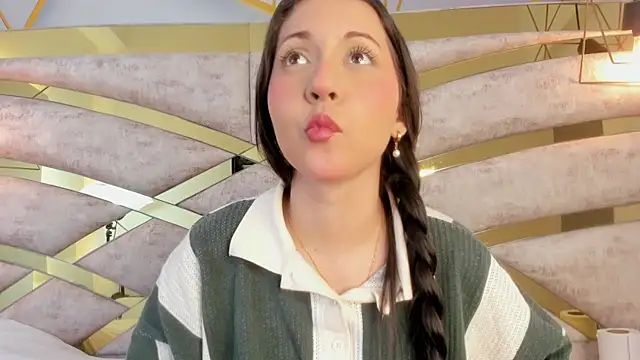 Sofiia Rossee  online show from 11-10-25, 07:57