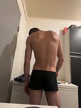 Hugo34bg online show from 09-29-25, 03:55