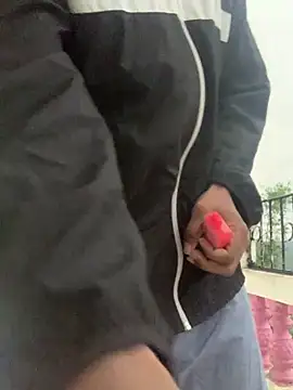 Snapshot of anthonyroth chatting on 02-08-26, 11:19 anthonyroth online show from 02-08-26, 11:19