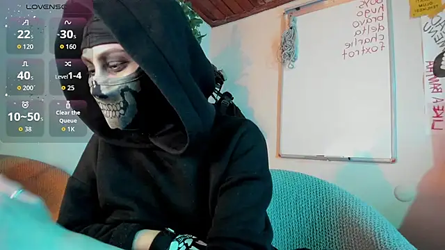 cos operator online show from 10-28-25, 08:00