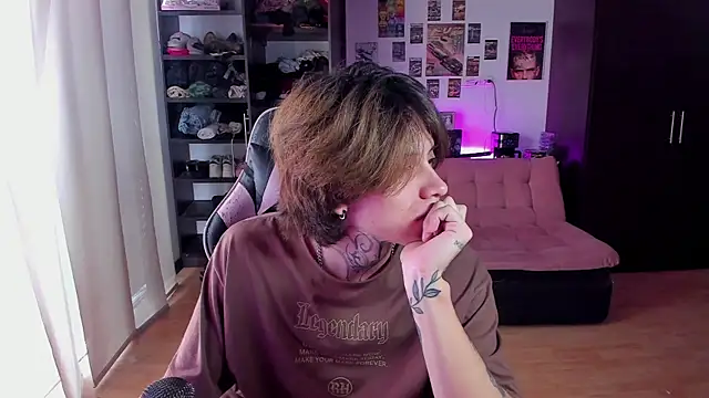 xIce Boy online show from 04-20-26, 06:20