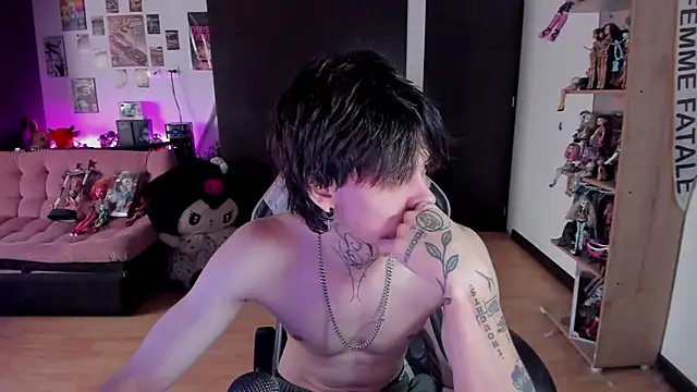 Snapshot of xIce_Boy chatting on 06-05-26, 06:57 xIce Boy online show from 06-05-26, 06:57