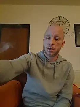 Snapshot of svenpfeifer chatting on 02-04-26, 05:57 svenpfeifer online show from 02-04-26, 05:57