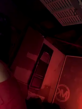 2brokegirlz online show from 12-15-25, 07:34