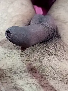 Snapshot of fitboy69 chatting on 11-09-25, 04:27 fitboy69 online show from 11-09-25, 04:27