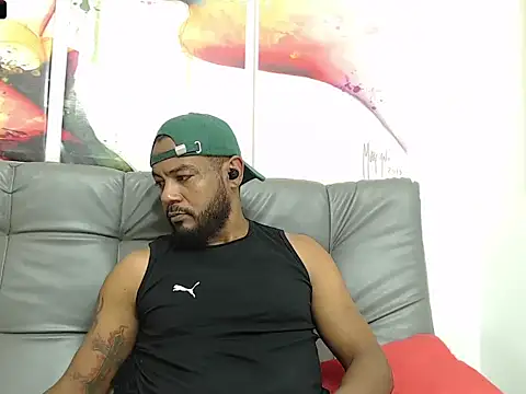 BladeFoxxx1 online show from 10-17-25, 02:04