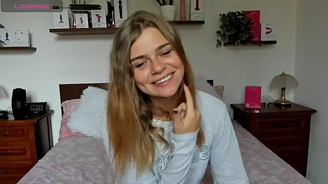 HaleyReedme online show from 09-26-25, 09:46