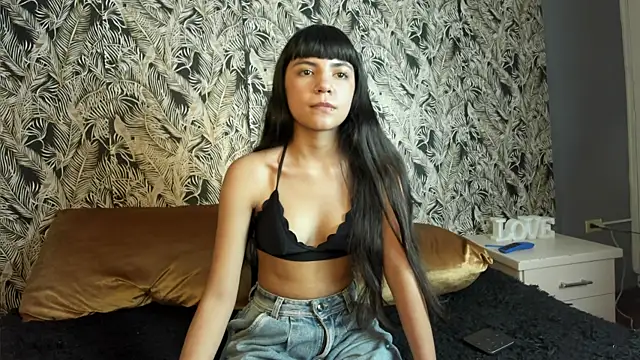 kitty-kryss online show from 03-12-25, 05:07