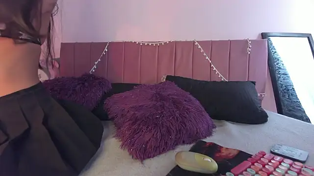 kitty-kryss online show from 03-19-26, 06:23