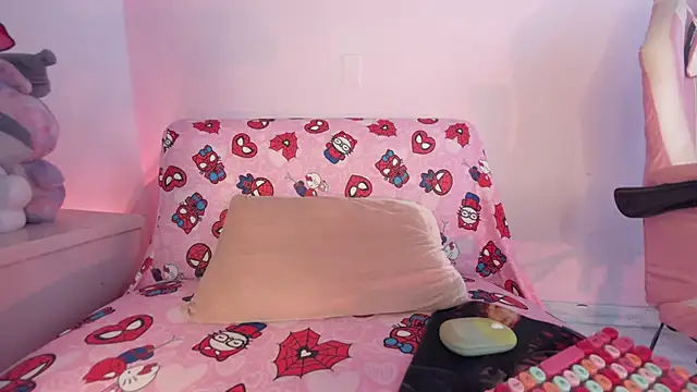 kitty-kryss online show from 04-22-26, 05:03