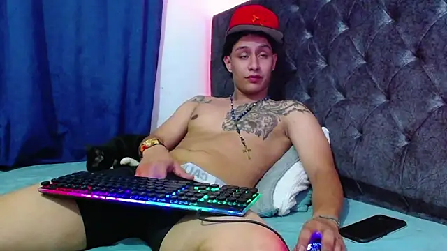 Stone grey1  online show from 02-23-26, 06:55