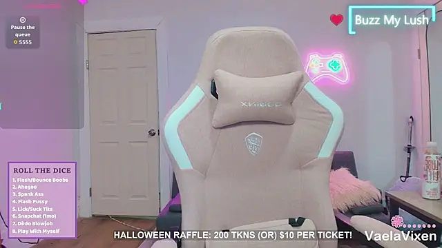 VaelaVixen online show from 10-24-25, 09:55